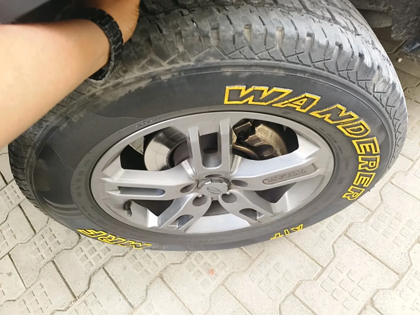 2021 Mahindra Thar LX D 4WD AT CONVERTIBLE, Diesel, Automatic, 29,754 km, tyre