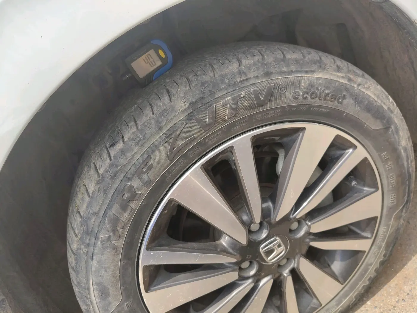 2023 Honda City 1.5L I-VTEC VX, Petrol, Manual, 20,029 km, tyre