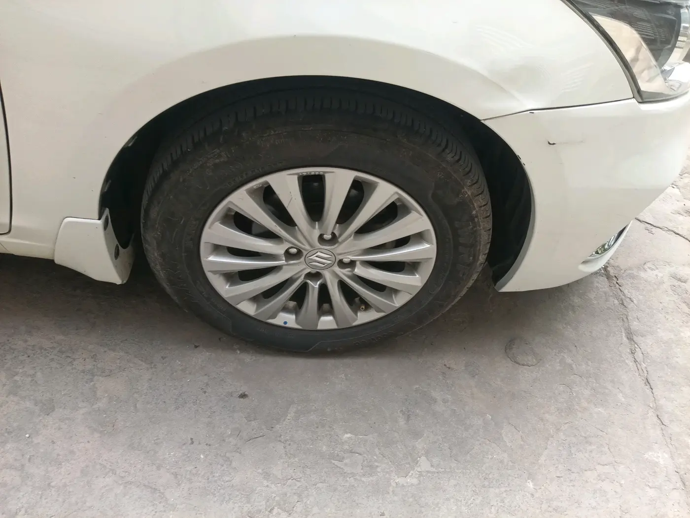 2022 Maruti Ciaz DELTA 1.5 SHVS MT PETROL, Petrol, Manual, 45,633 km, tyre
