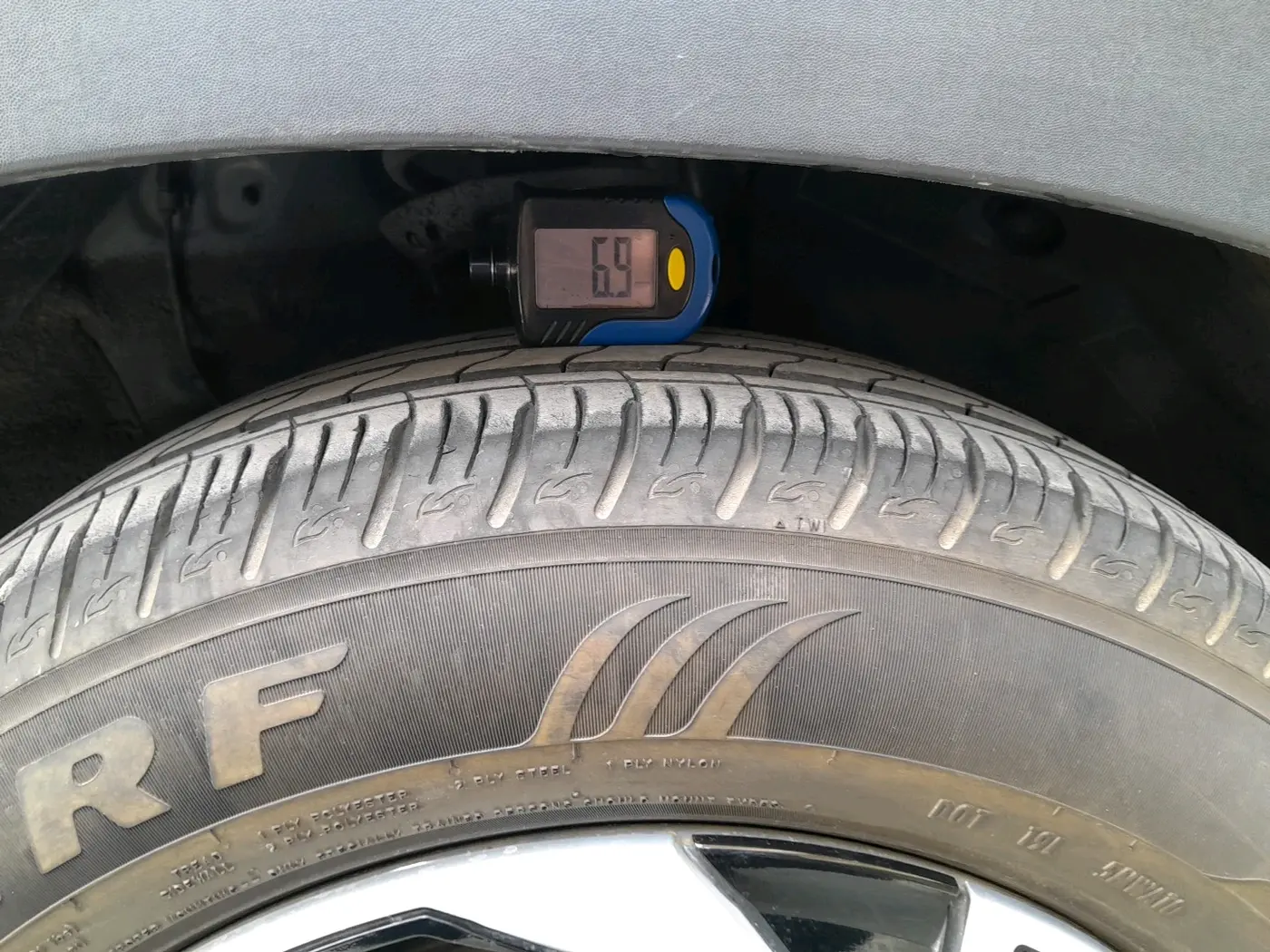2024 KIA SONET HTK (O) 1.2 Petrol MT, Petrol, Manual, 8,495 km, tyre