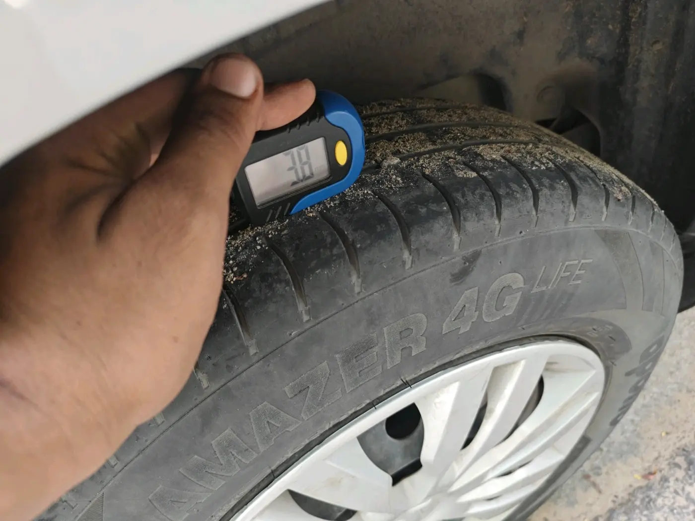 2019 Maruti Dzire VXI, Petrol, Manual, 1,10,869 km, tyre