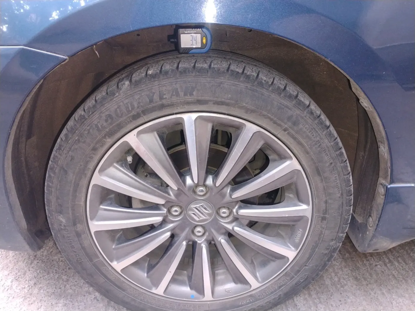 2019 Maruti Ciaz ALPHA  AT 1.5 SHVS PETROL, Petrol, Automatic, 40,948 km, tyre
