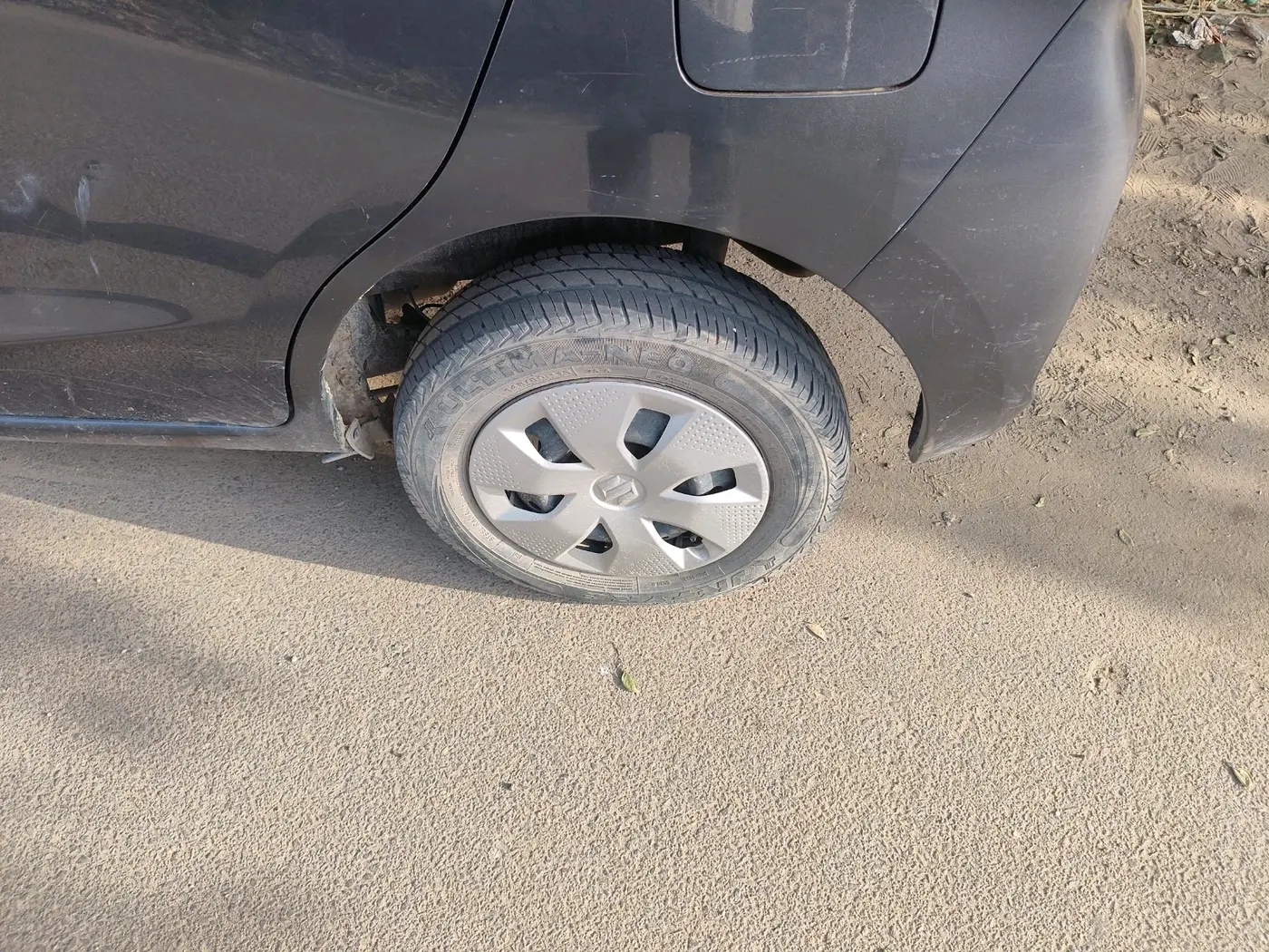 2022 Maruti Alto K10 VXI, Petrol, Manual, 62,521 km, tyre
