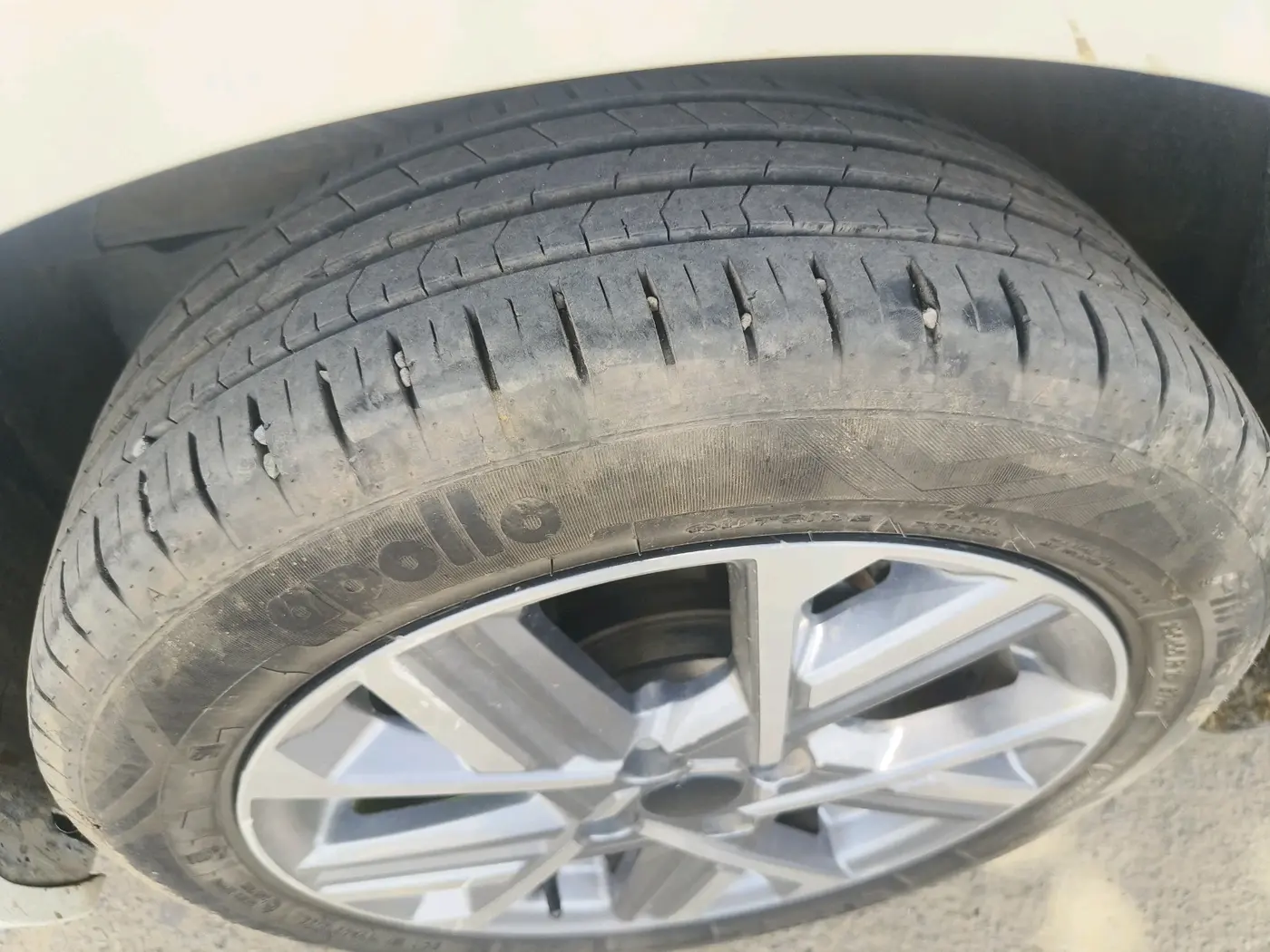 2025 Toyota Glanza S, Petrol, Manual, 28,079 km, tyre