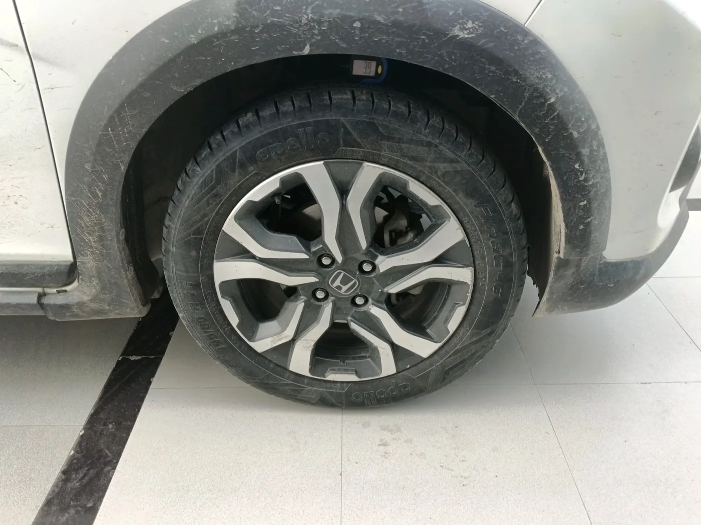 2018 Honda WR-V 1.2L I-VTEC VX MT, Petrol, Manual, 1,02,744 km, tyre