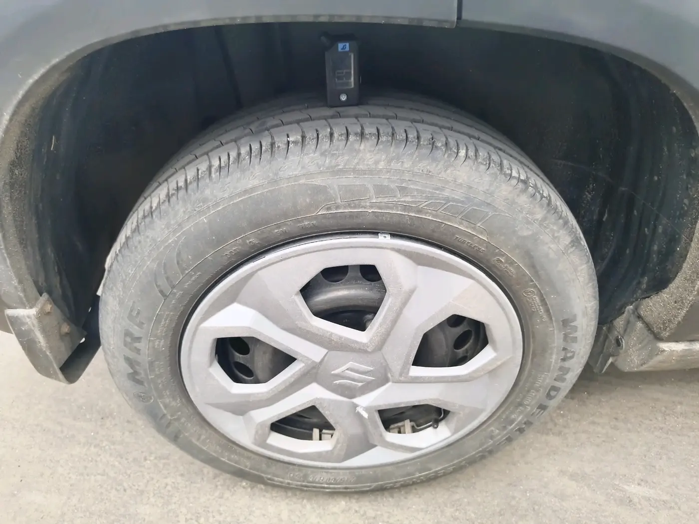 2023 Maruti BREZZA VXI, Petrol, Manual, 19,245 km, tyre