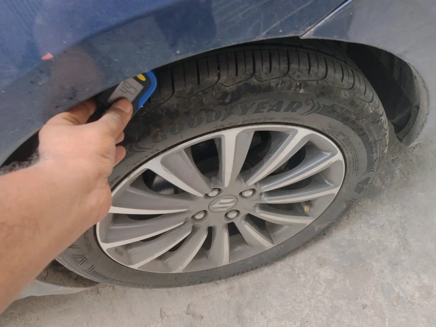 2018 Maruti Ciaz ALPHA 1.5 SHVS PETROL, Petrol, Manual, 39,249 km, tyre