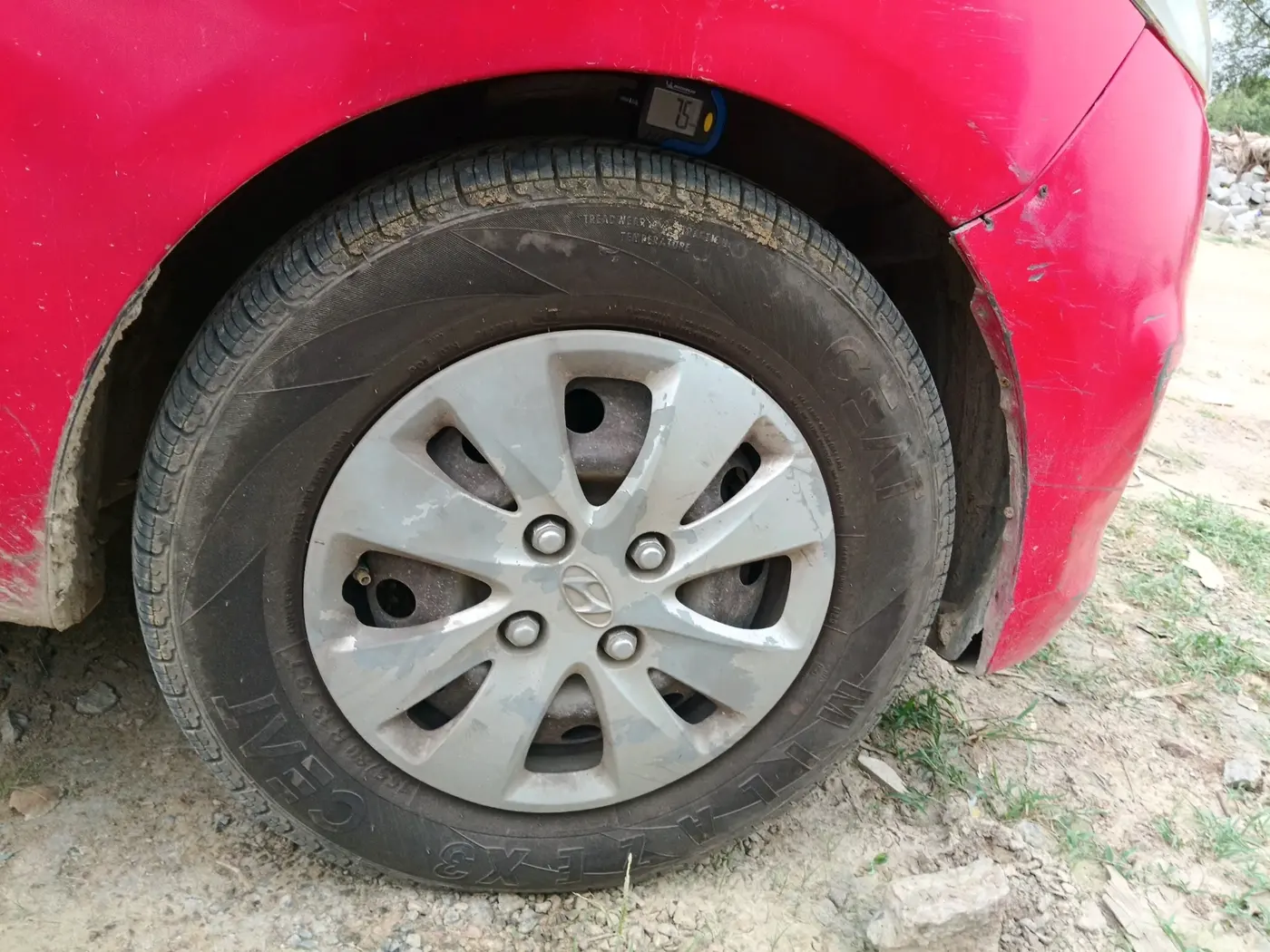 2012 Hyundai i10 MAGNA 1.2, Petrol, Manual, 1,49,401 km, tyre