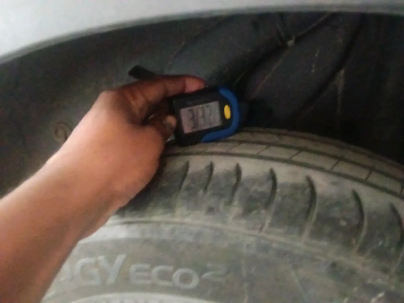 2020 Hyundai VENUE S+ 1.2, Petrol, Manual, 27,687 km, tyre