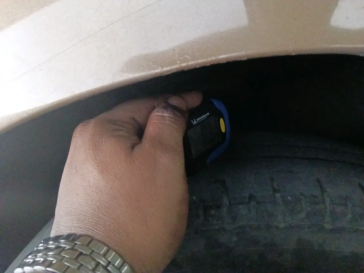 2019 Maruti Dzire ZXI PLUS AMT, Petrol, Automatic, 1,08,408 km, tyre