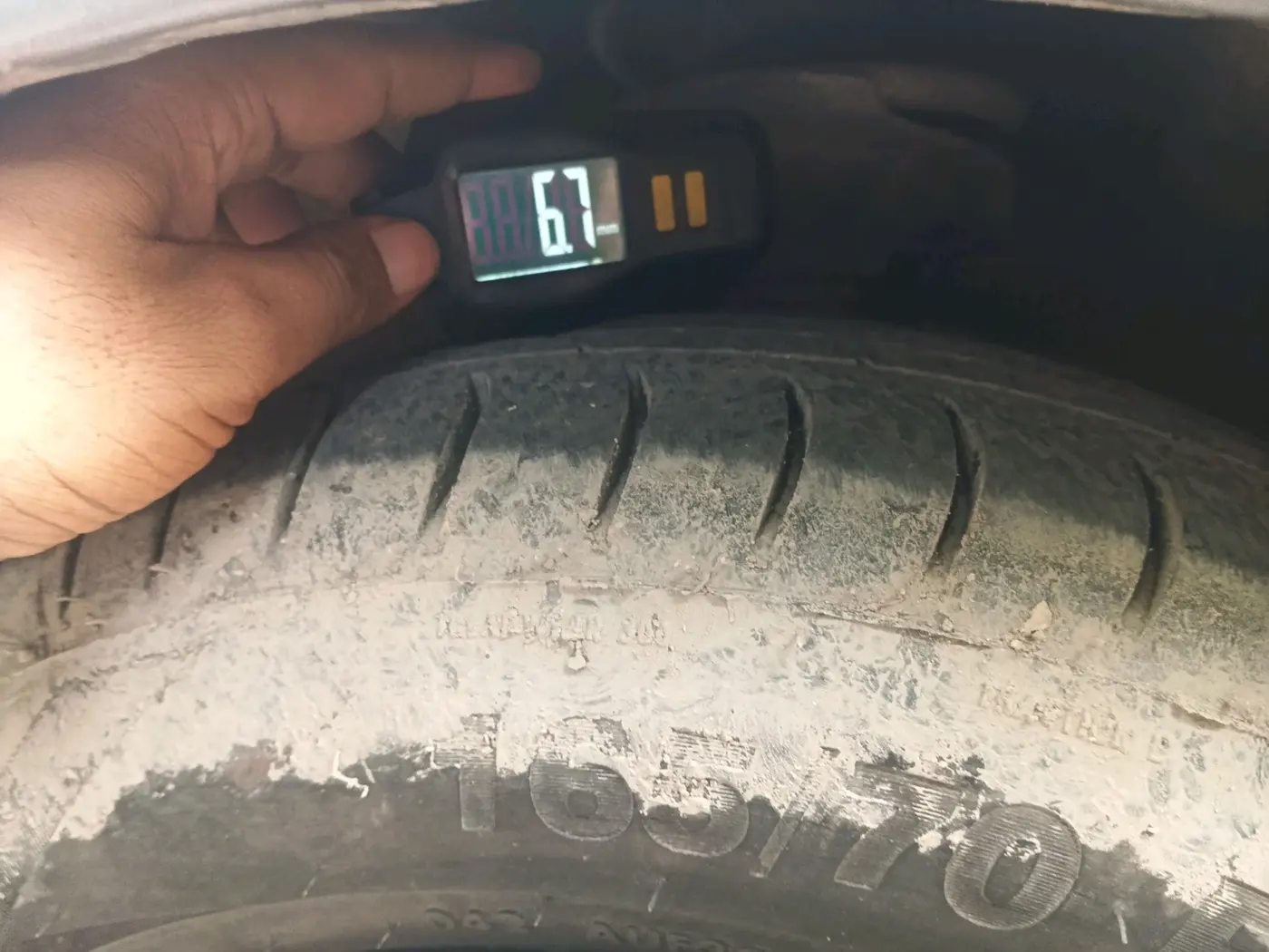 2016 Maruti Celerio ZXI, CNG, Manual, 94,103 km, tyre