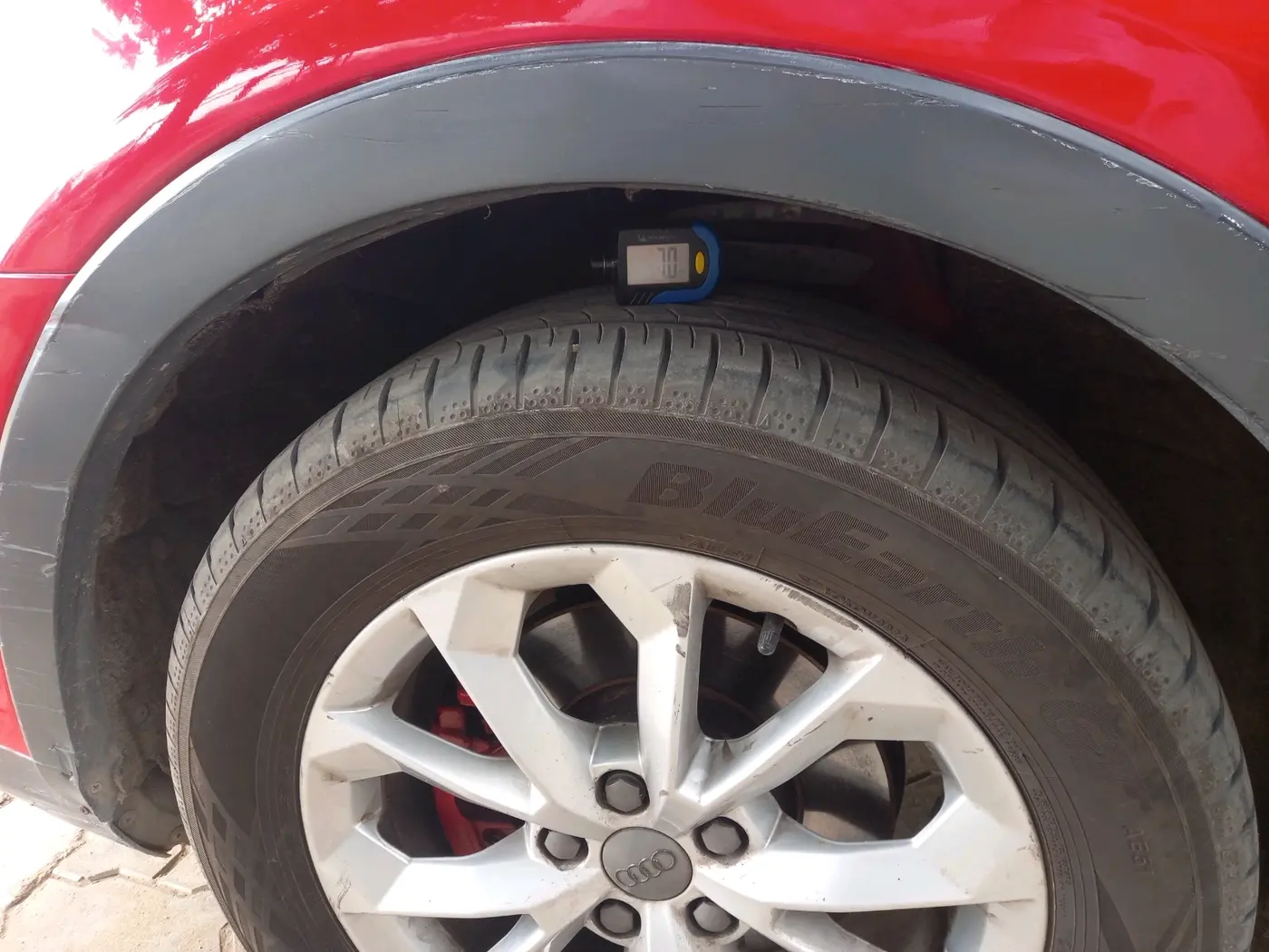 2015 Audi Q3 35 TDI Quattro, Diesel, Automatic, 69,887 km, tyre