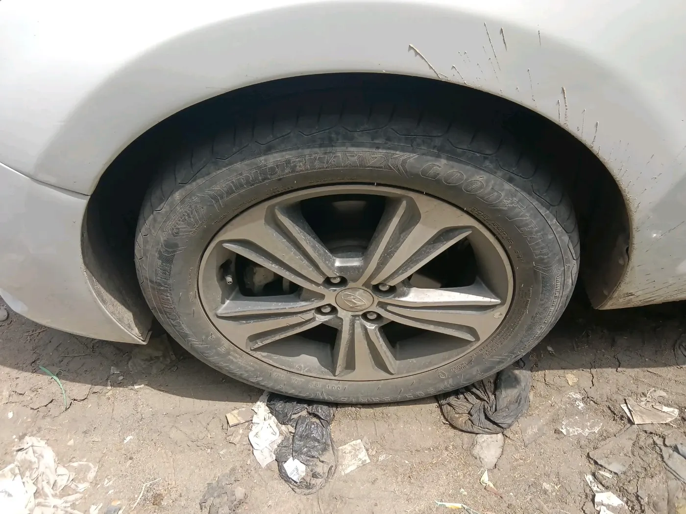 2019 Hyundai Verna 1.6 CRDI SX, Diesel, Manual, 1,13,145 km, tyre