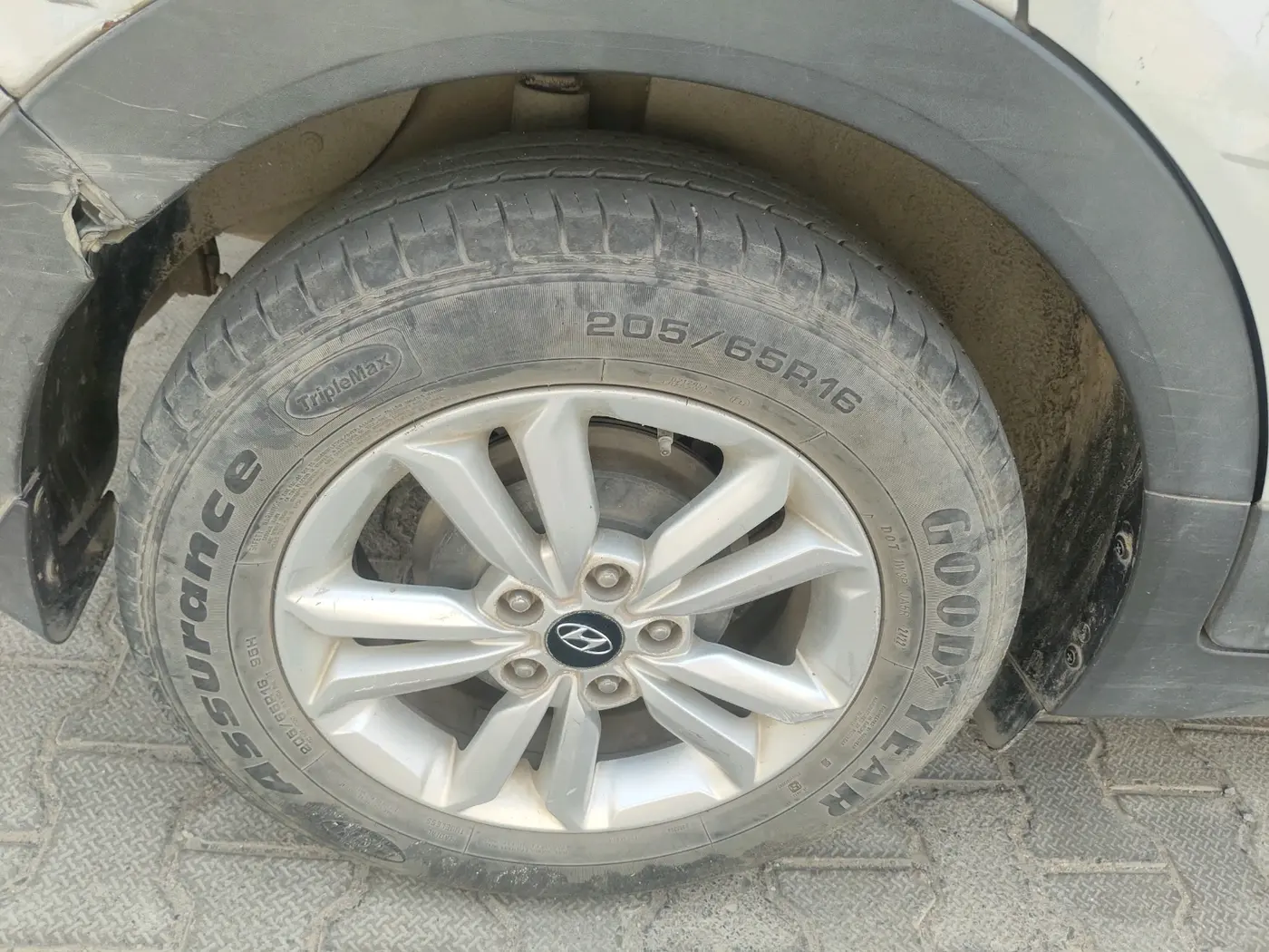 2016 Hyundai Creta S 1.4 DIESEL, Diesel, Manual, 1,19,693 km, tyre