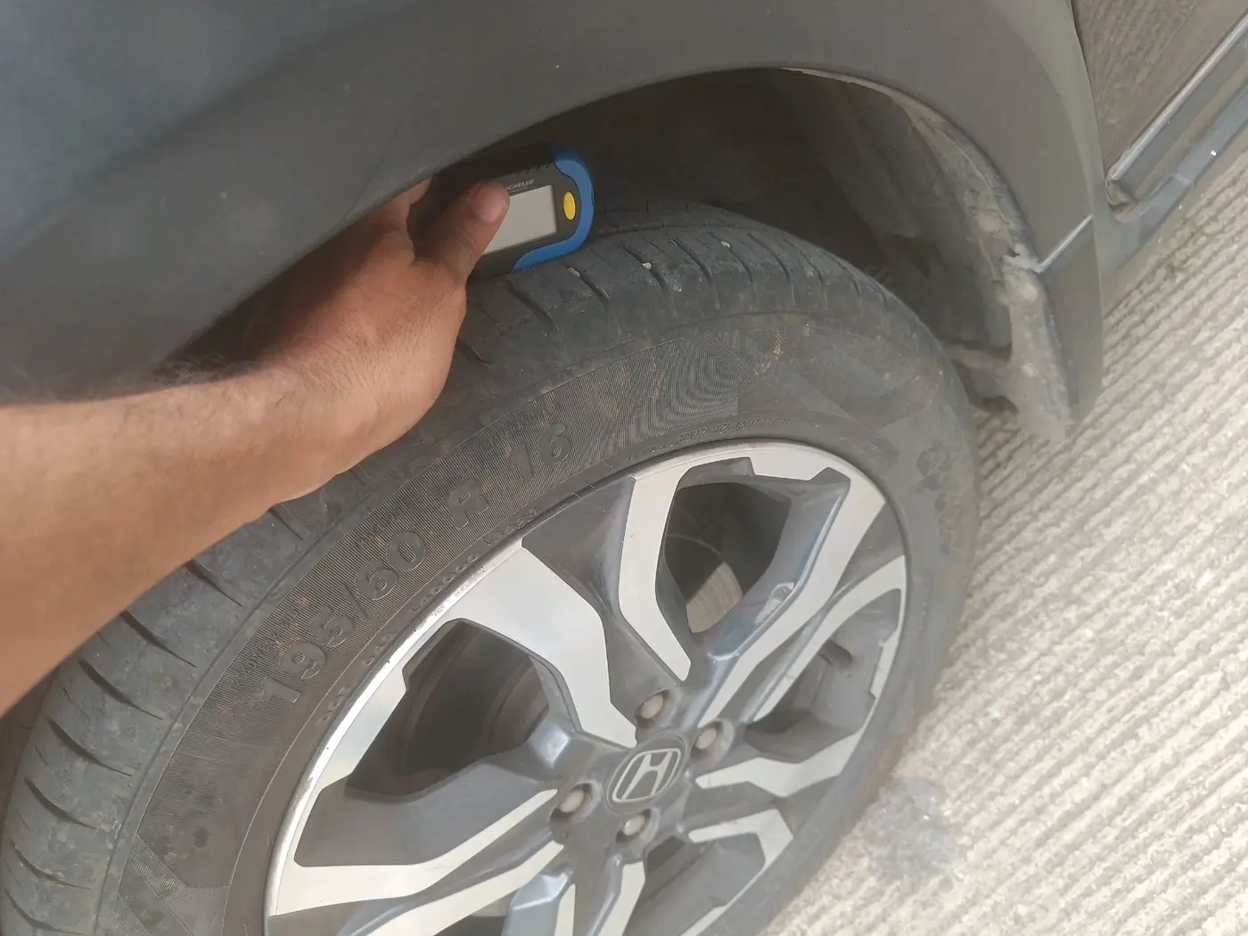 2019 Honda WR-V 1.2L I-VTEC VX MT, CNG, Manual, 79,263 km, tyre