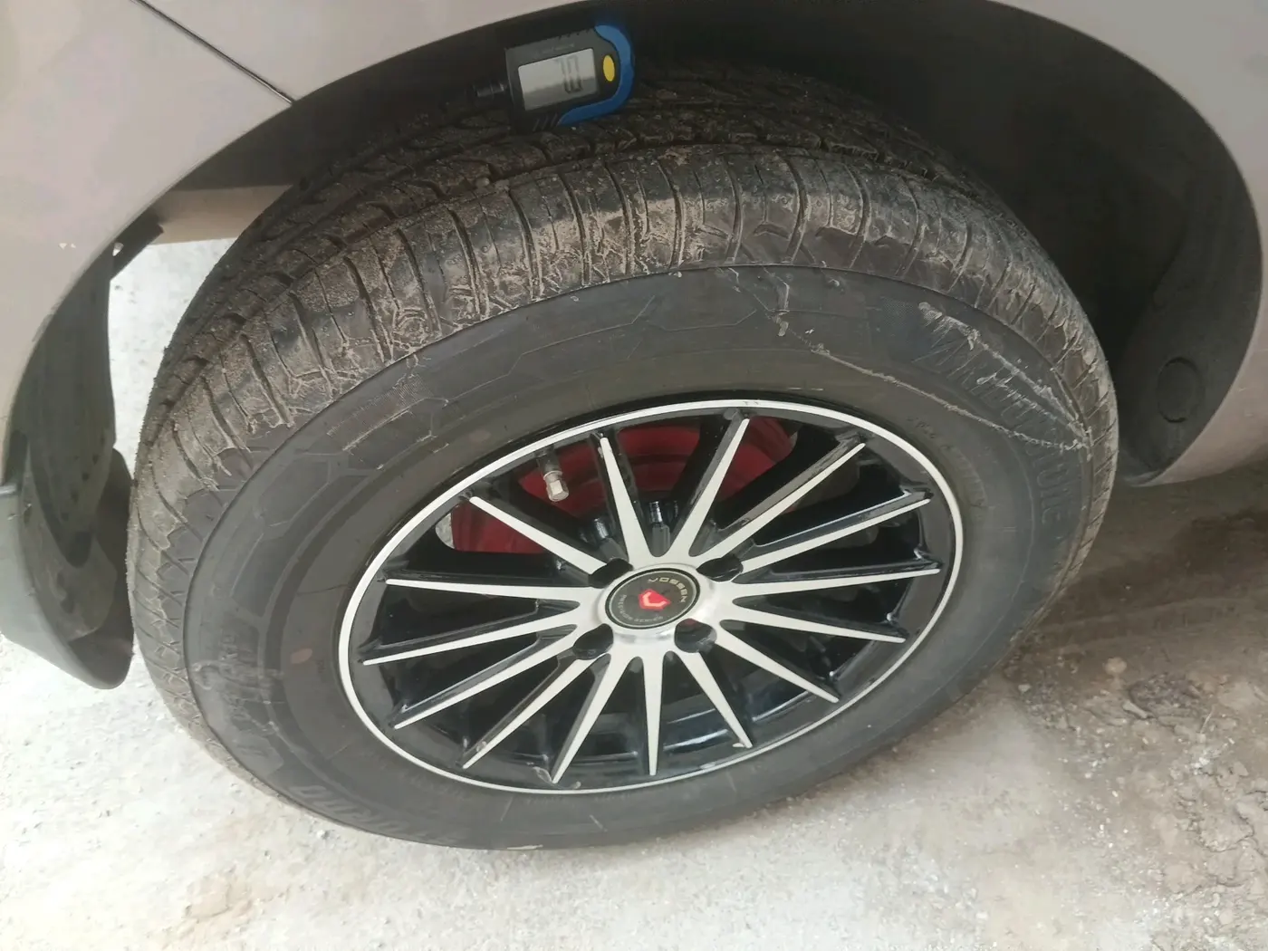 2012 Hyundai i20 MAGNA 1.4 CRDI, Diesel, Manual, 82,267 km, tyre