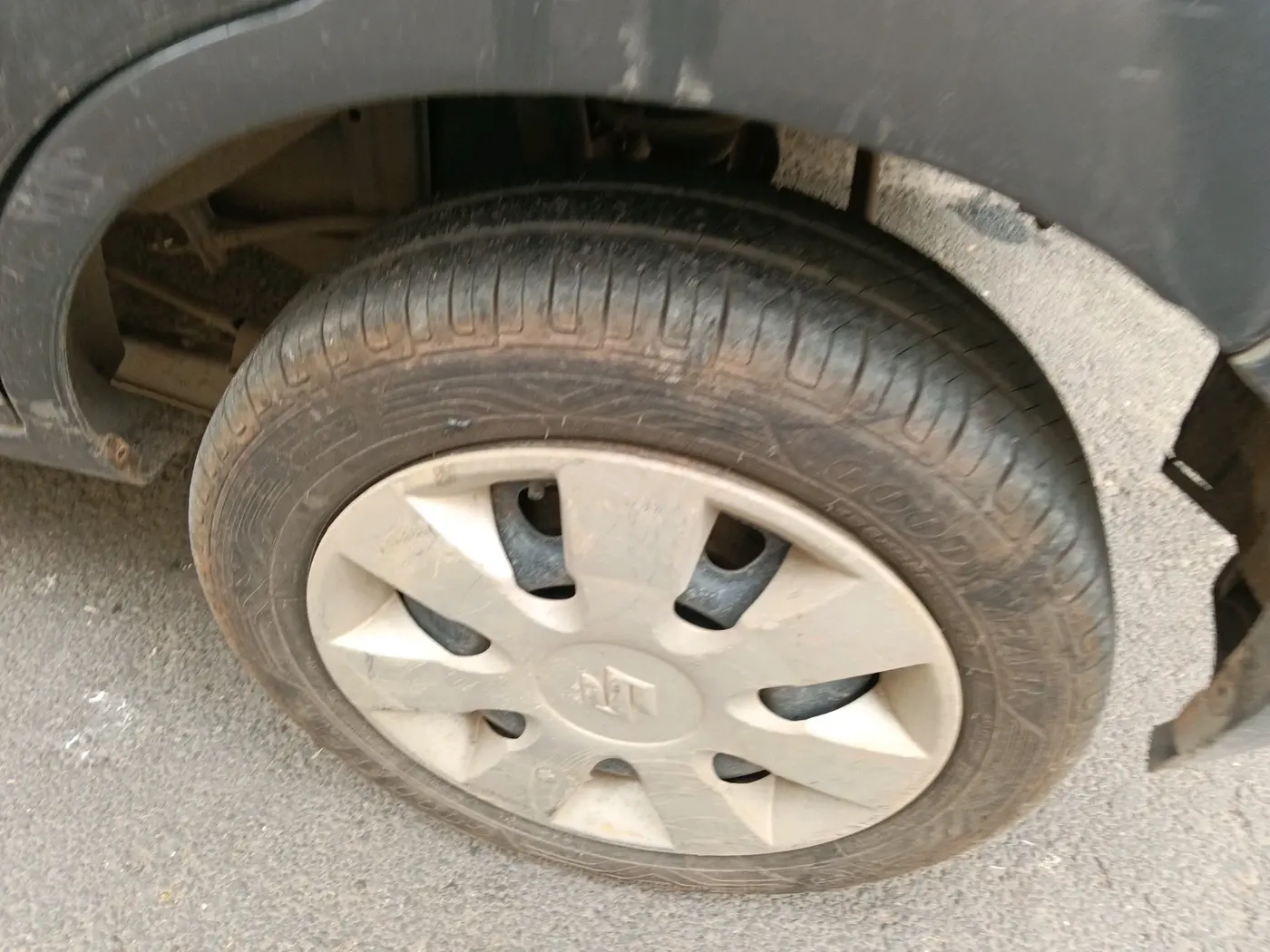 2016 Maruti Alto K10 VXI, Petrol, Manual, 63,005 km, tyre