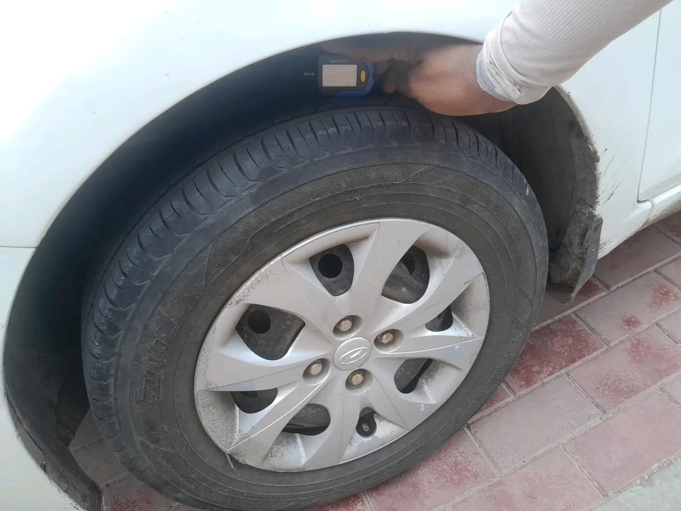 2018 Hyundai Elite i20 SPORTZ 1.2, CNG, Manual, 1,08,348 km, tyre
