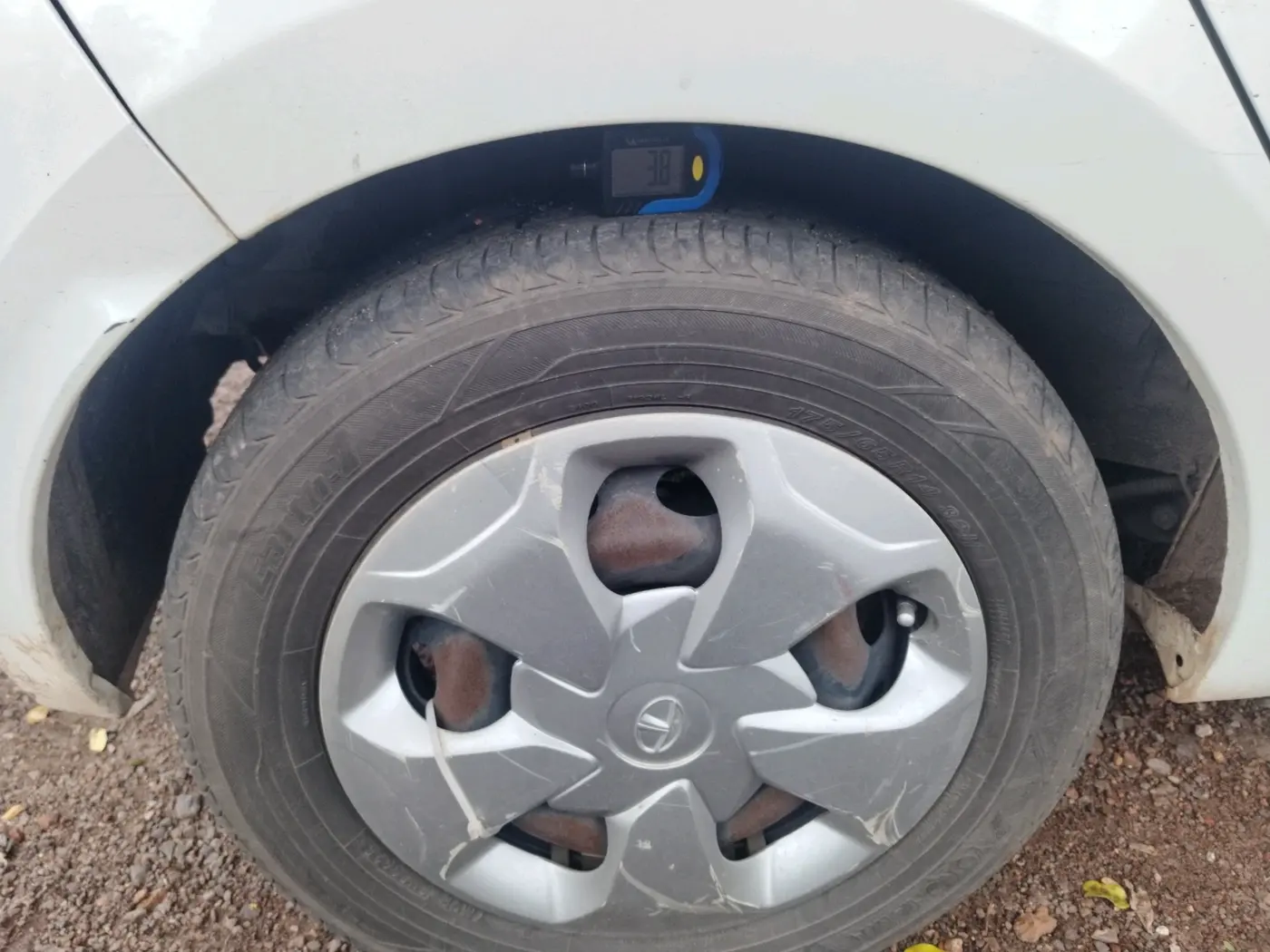 2020 Tata Tiago XT PETROL, Petrol, Manual, 99,713 km, tyre