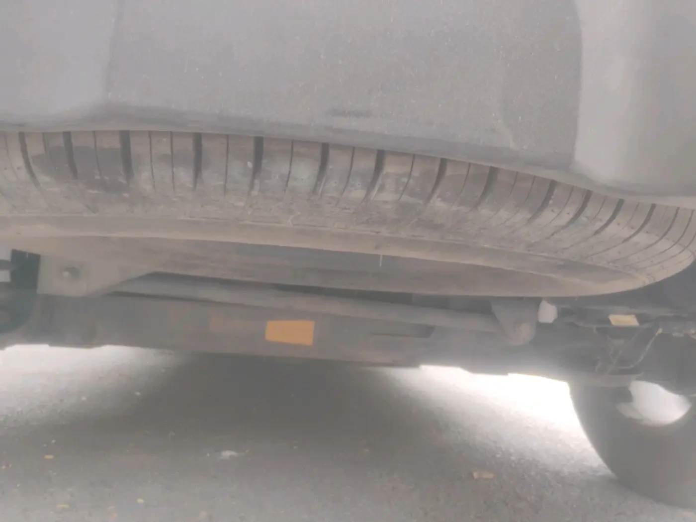 2021 Tata Harrier XZA 2.0L, Diesel, Automatic, 1,13,485 km, tyre