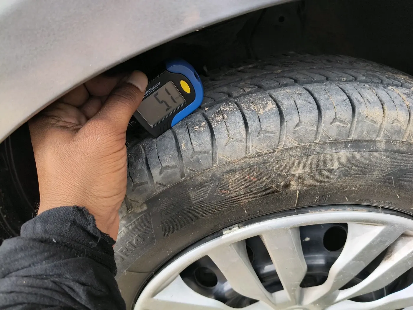 2022 Maruti Celerio ZXI, Petrol, Manual, 1,06,933 km, tyre