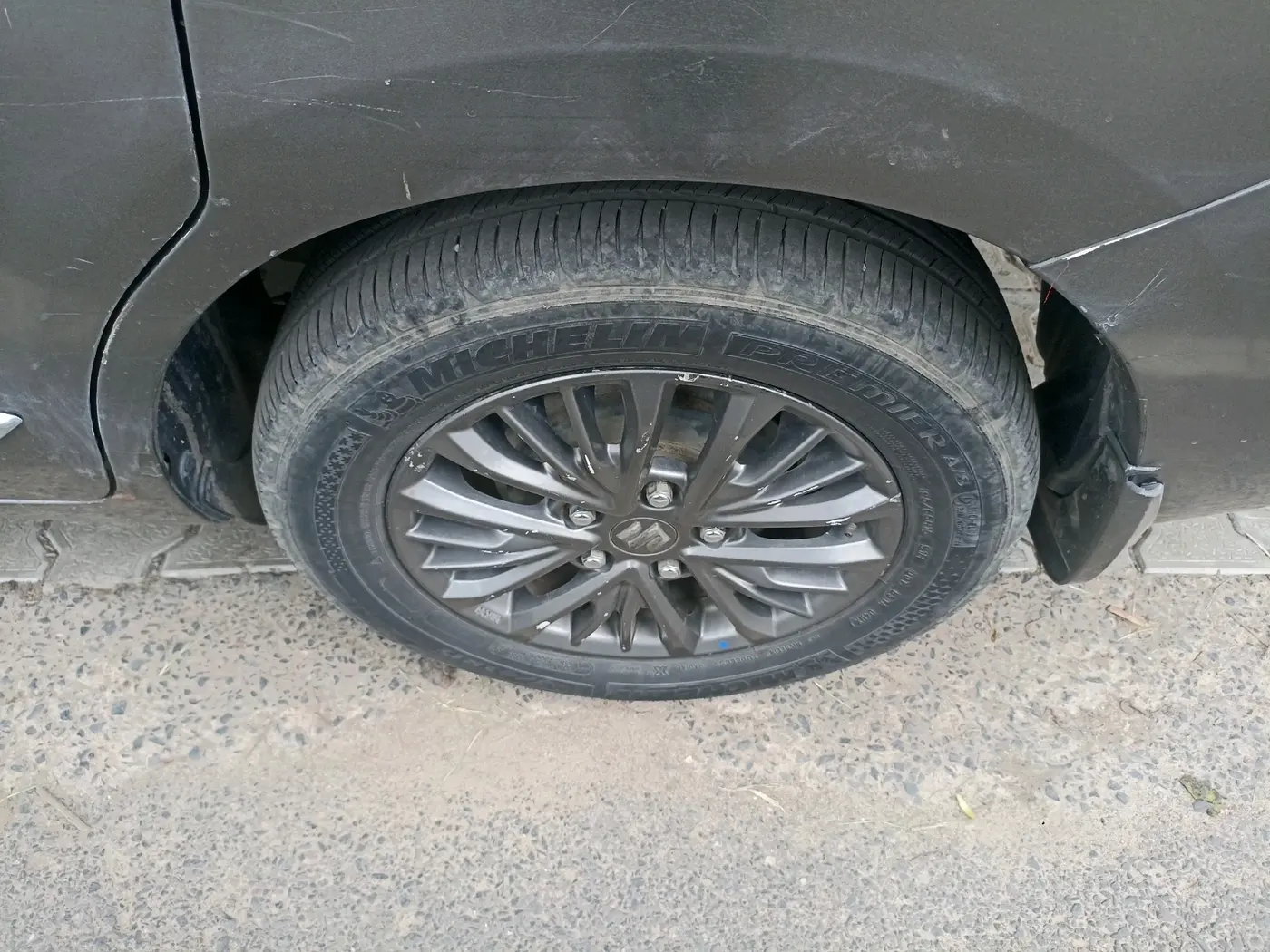2019 Maruti Ertiga ZXI+ SHVS, Petrol, Manual, 55,534 km, tyre