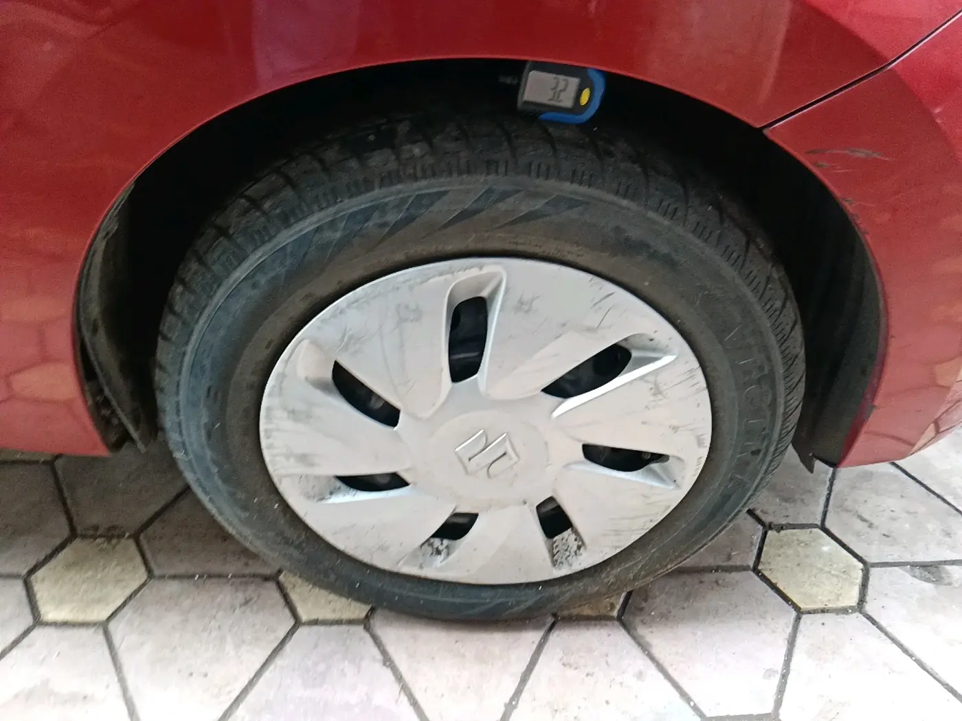 2015 Maruti Celerio VXI AMT, Petrol, Automatic, 24,700 km, tyre