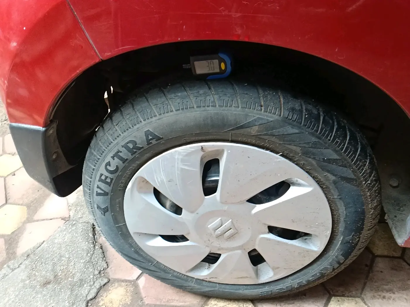 2015 Maruti Celerio VXI AMT, Petrol, Automatic, 24,700 km, tyre