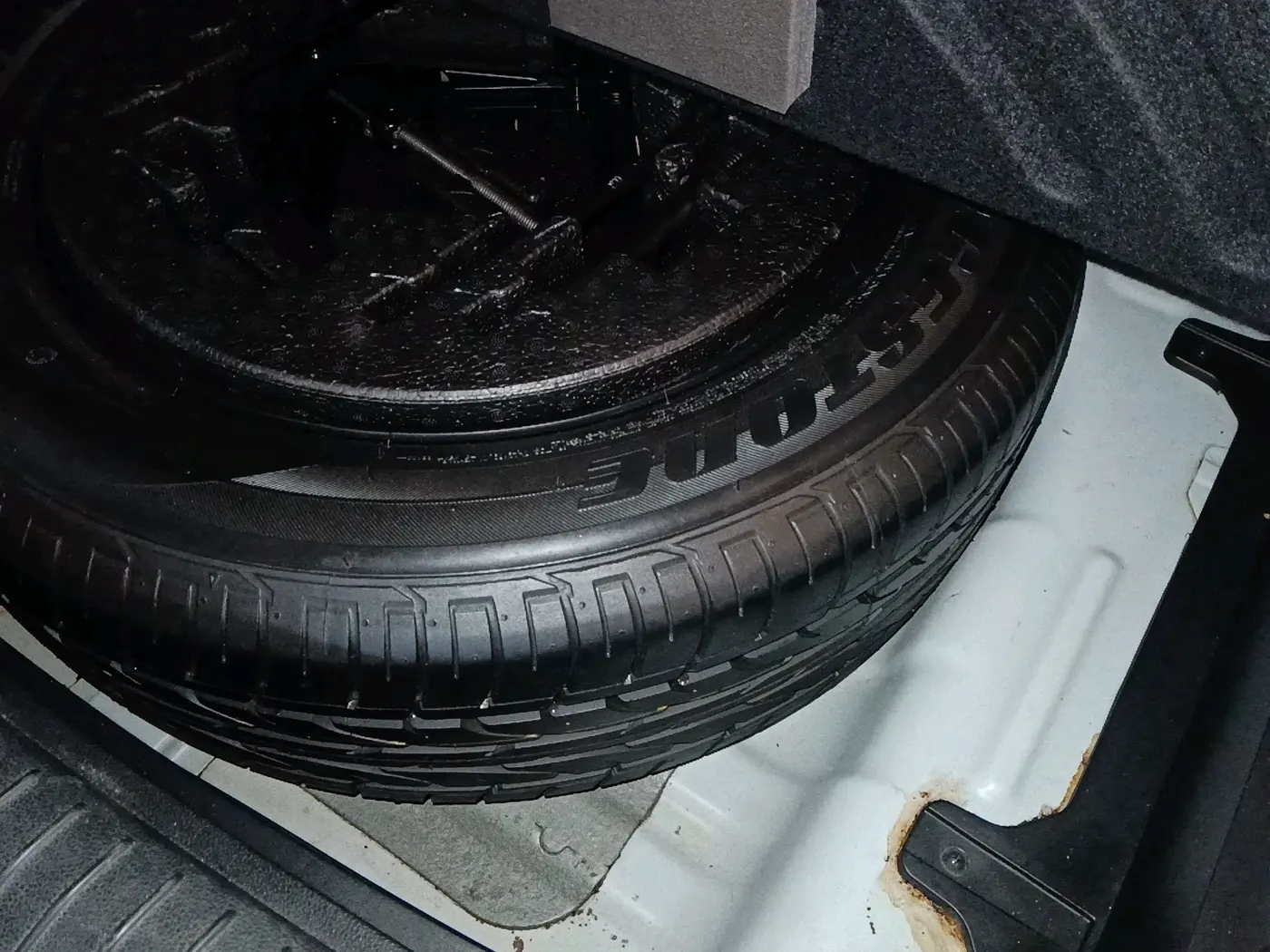 2019 Hyundai Creta SX AT 1.6 PETROL, Petrol, Automatic, 44,757 km, tyre