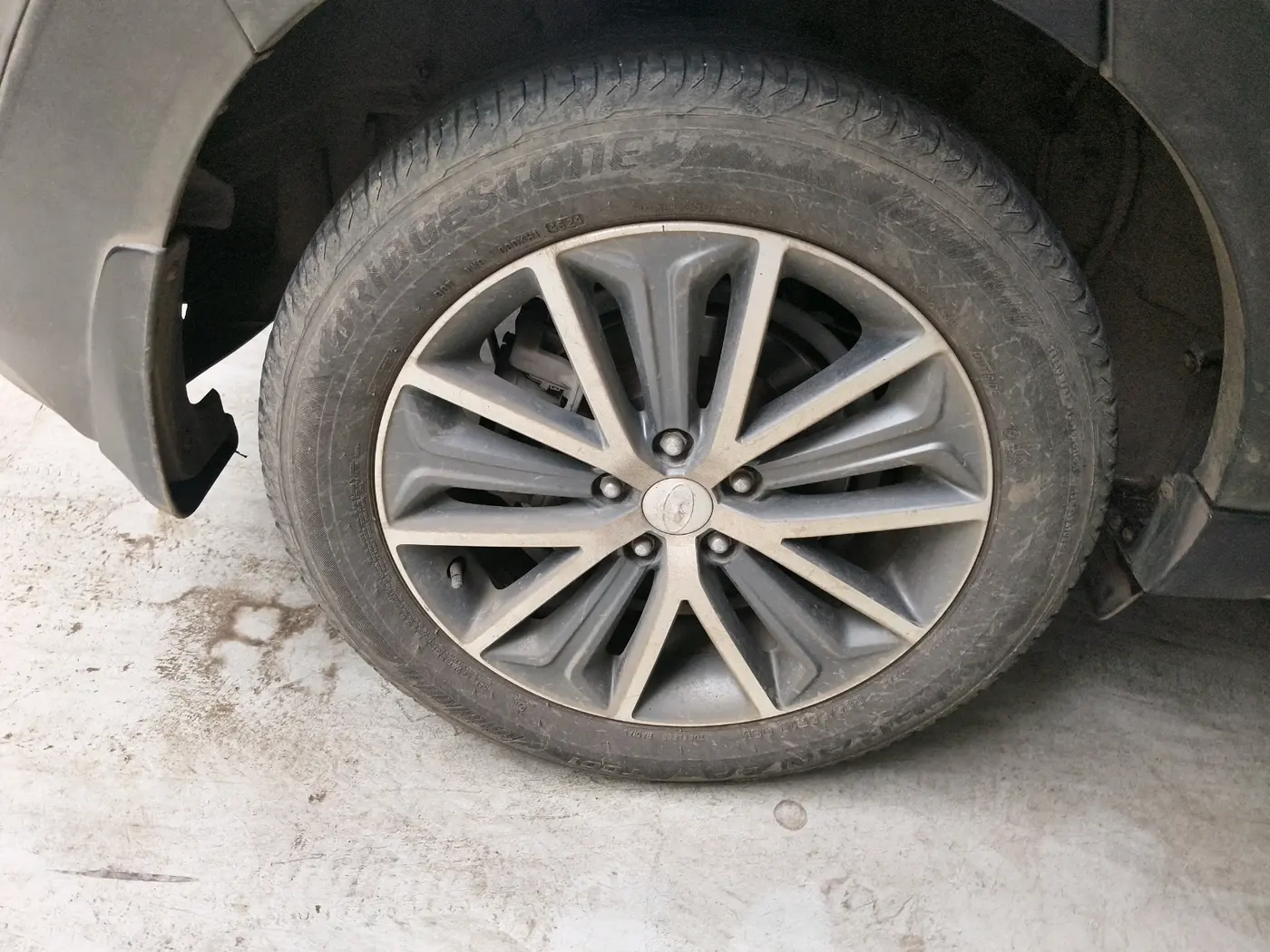 2019 Hyundai Tucson GLS 2WD AT DIESEL, Diesel, Automatic, 1,37,312 km, tyre