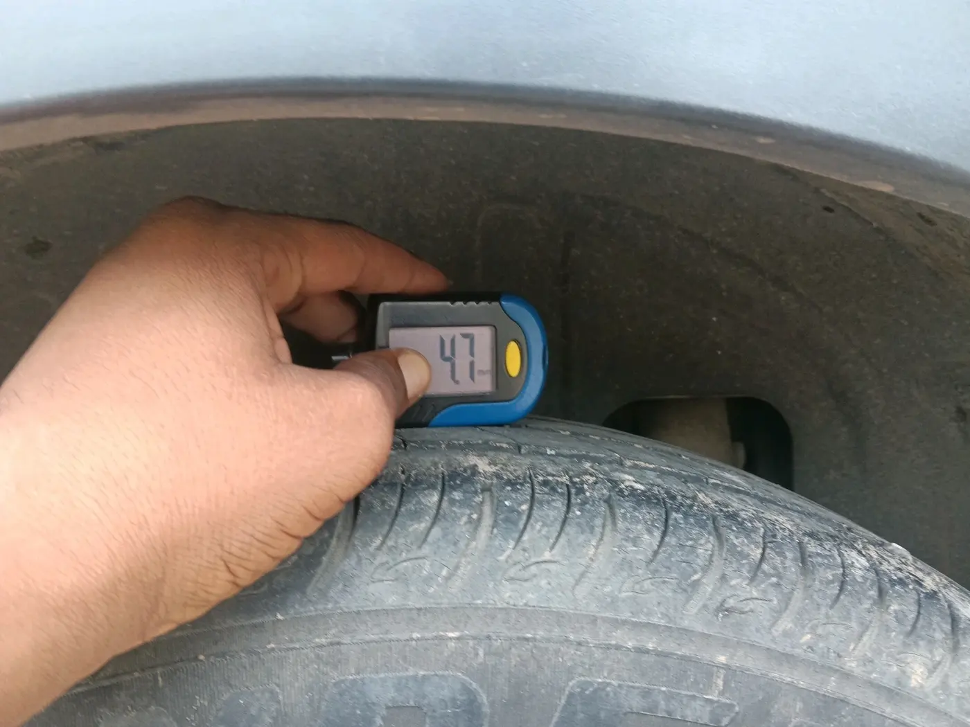 2022 Mahindra XUV300 W8 (O) 1.2 PETROL, Petrol, Manual, 40,724 km, tyre