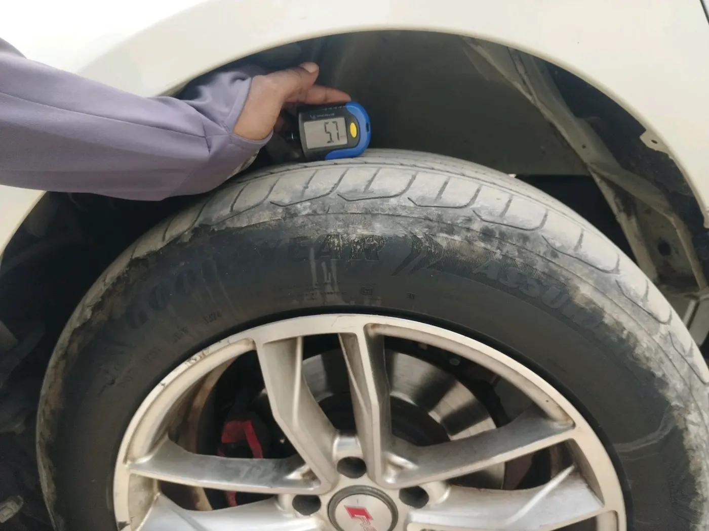 2018 Mahindra MARAZZO M6 7 STR, Diesel, Manual, 1,13,705 km, tyre