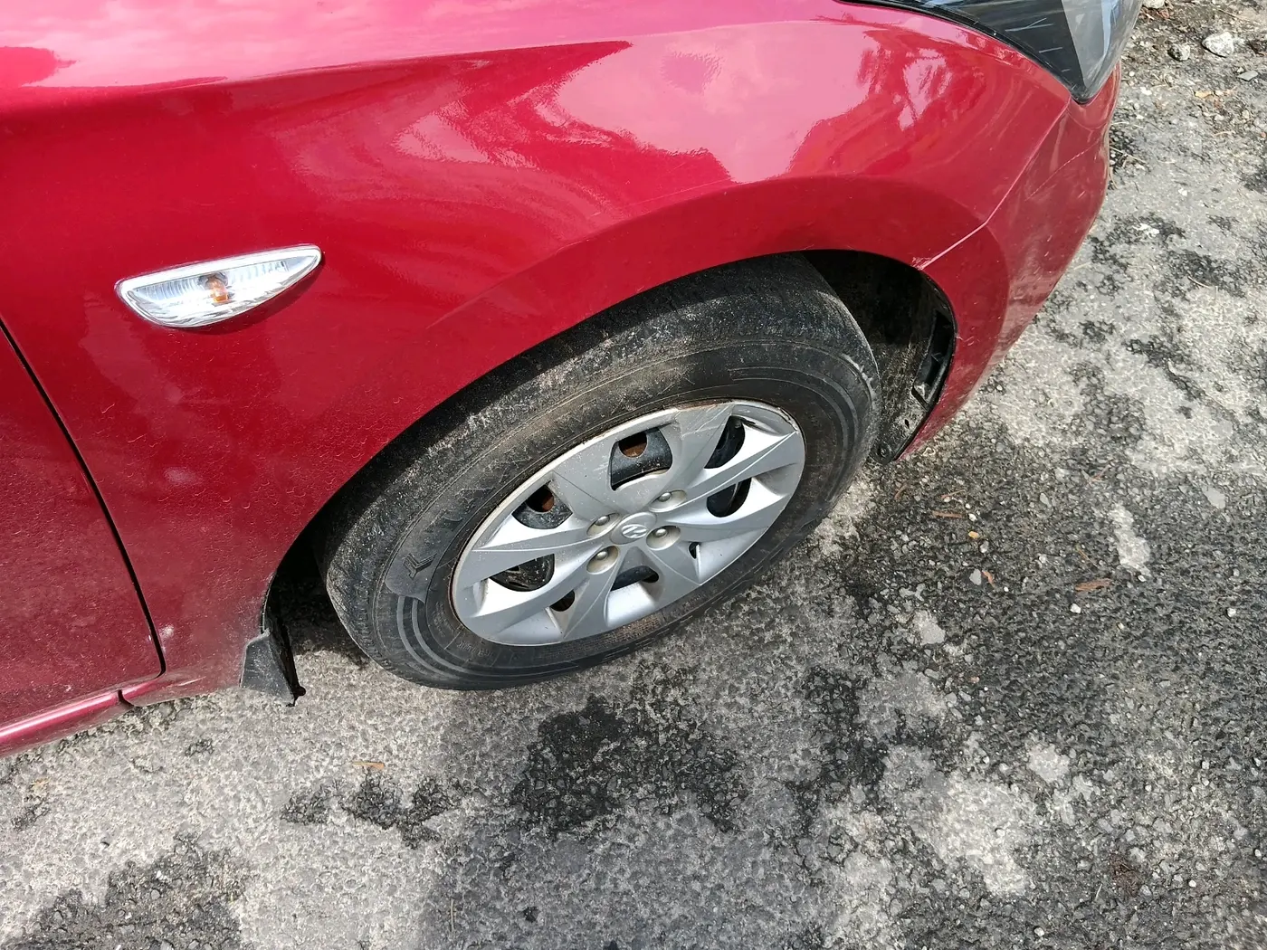 2020 Hyundai Elite i20 MAGNA PLUS 1.2, Petrol, Manual, 41,841 km, tyre