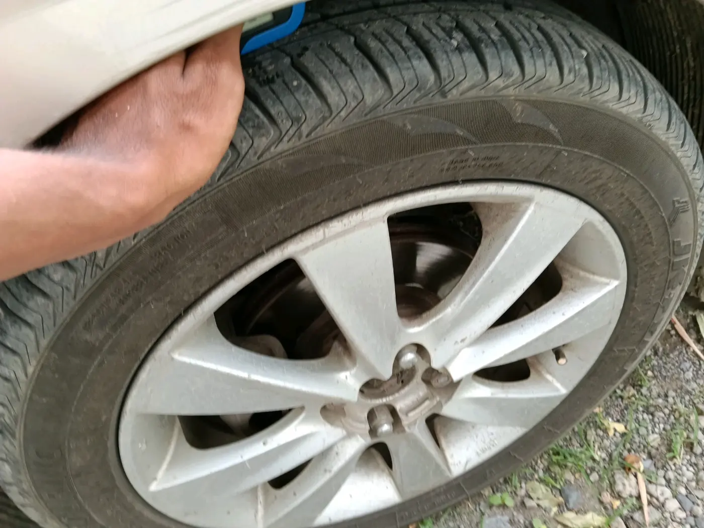 2012 Hyundai Verna FLUIDIC 1.6 CRDI SX, Diesel, Manual, 1,51,263 km, tyre