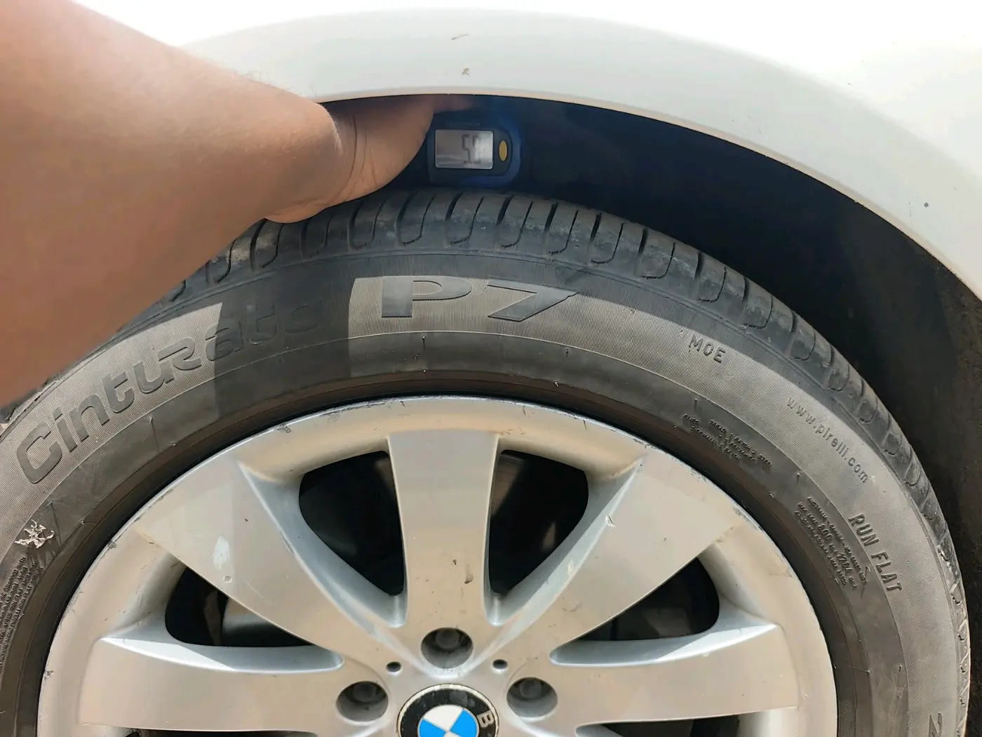 2011 BMW 7 Series 730Ld, Diesel, Automatic, 1,27,988 km, tyre