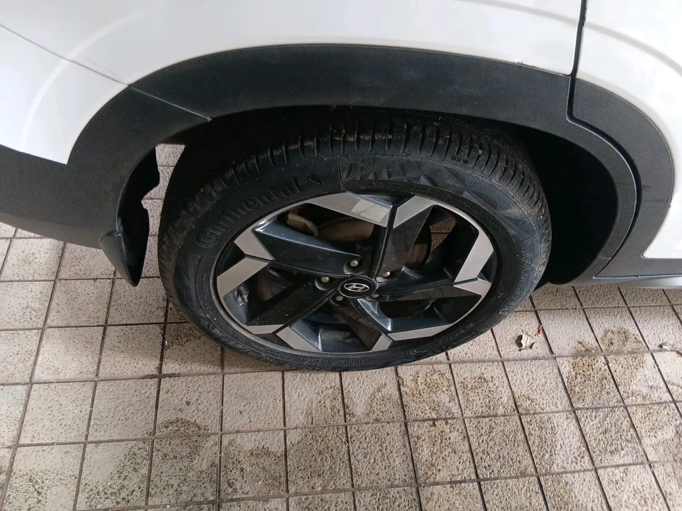 2022 Hyundai ALCAZAR PLATINUM 1.5 MT 7STR, Diesel, Manual, 80,282 km, tyre