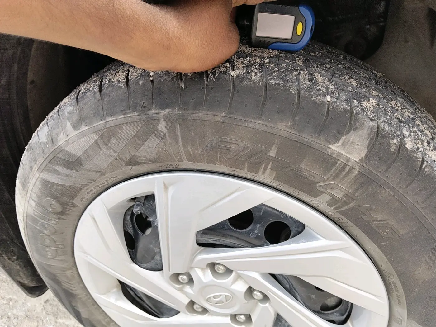 2021 Hyundai Creta E 1.5 PETROL, Petrol, Manual, 20,060 km, tyre