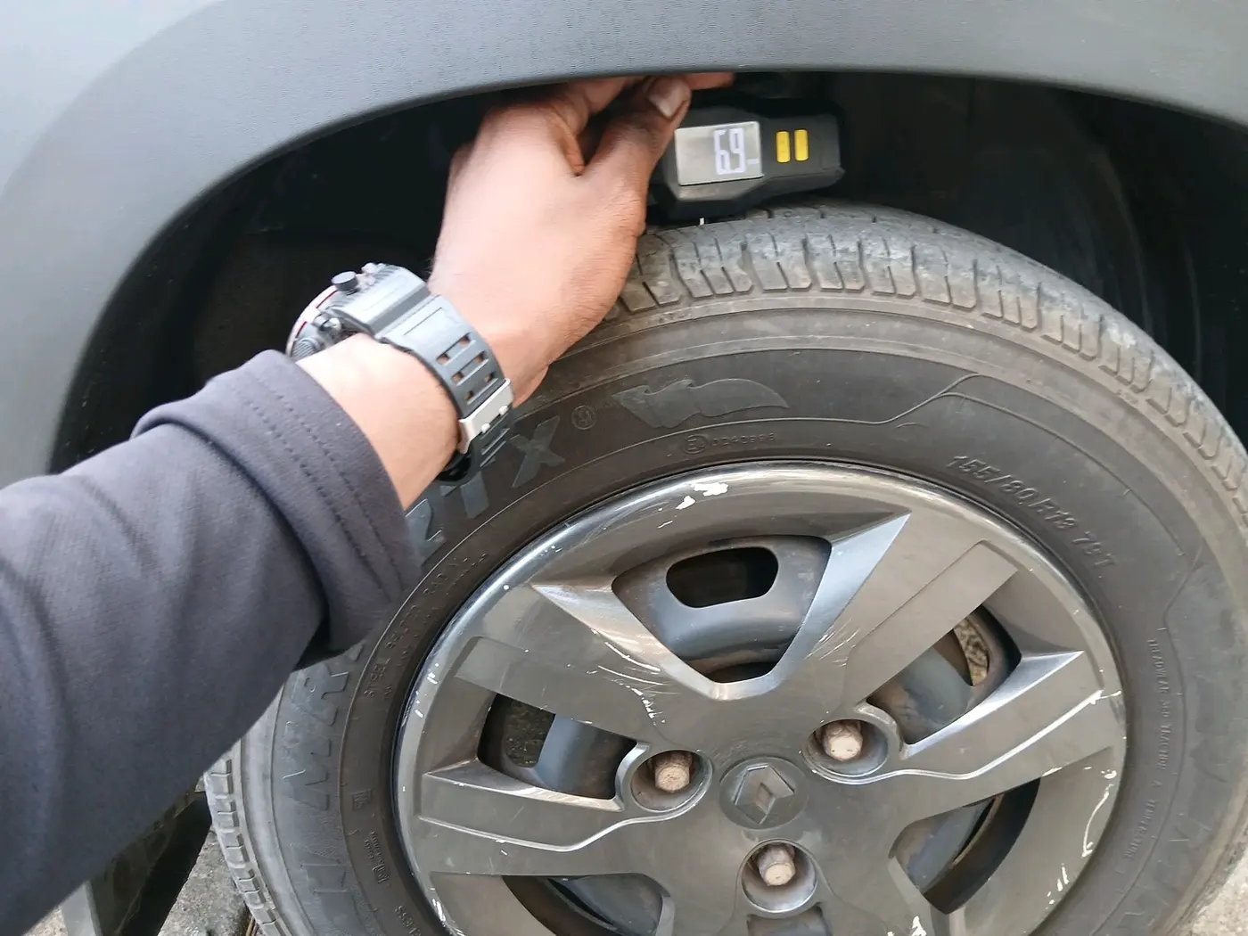 2019 Renault Kwid RXT 1.0 AMT (O), Petrol, Automatic, 87,004 km, tyre
