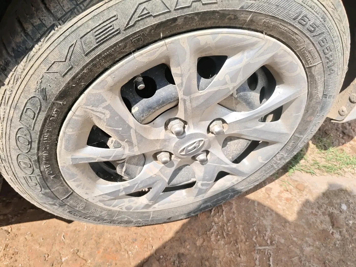 2017 Hyundai Grand i10 MAGNA 1.2 KAPPA VTVT, Petrol, Manual, 13,066 km, tyre