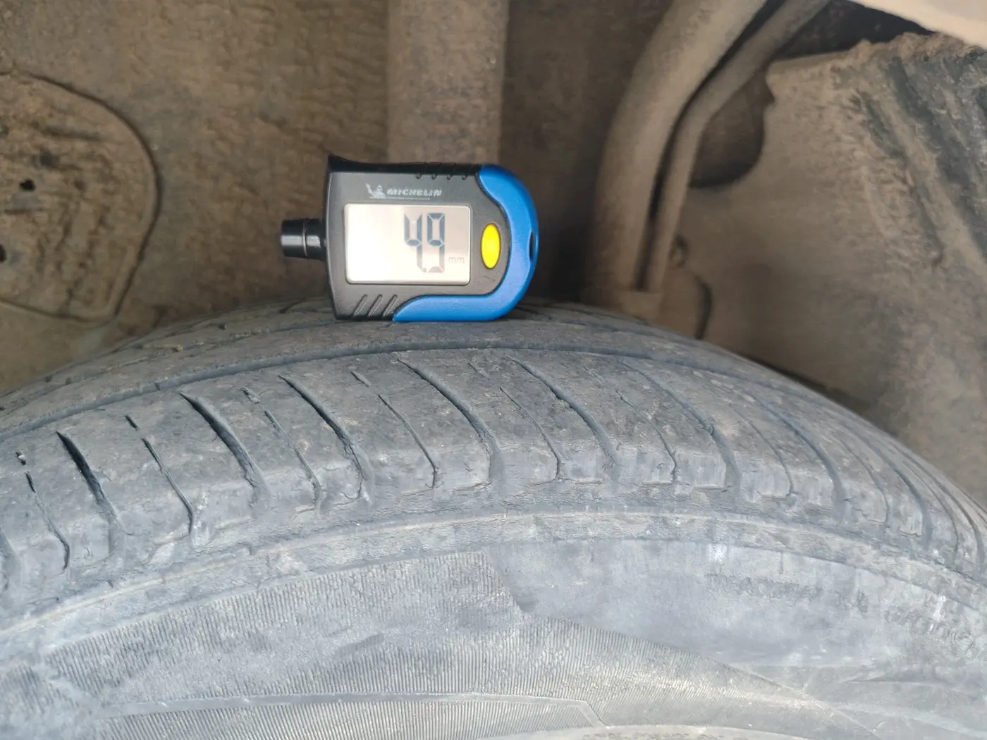 2018 Tata NEXON XM PETROL, CNG, Manual, 1,62,102 km, tyre