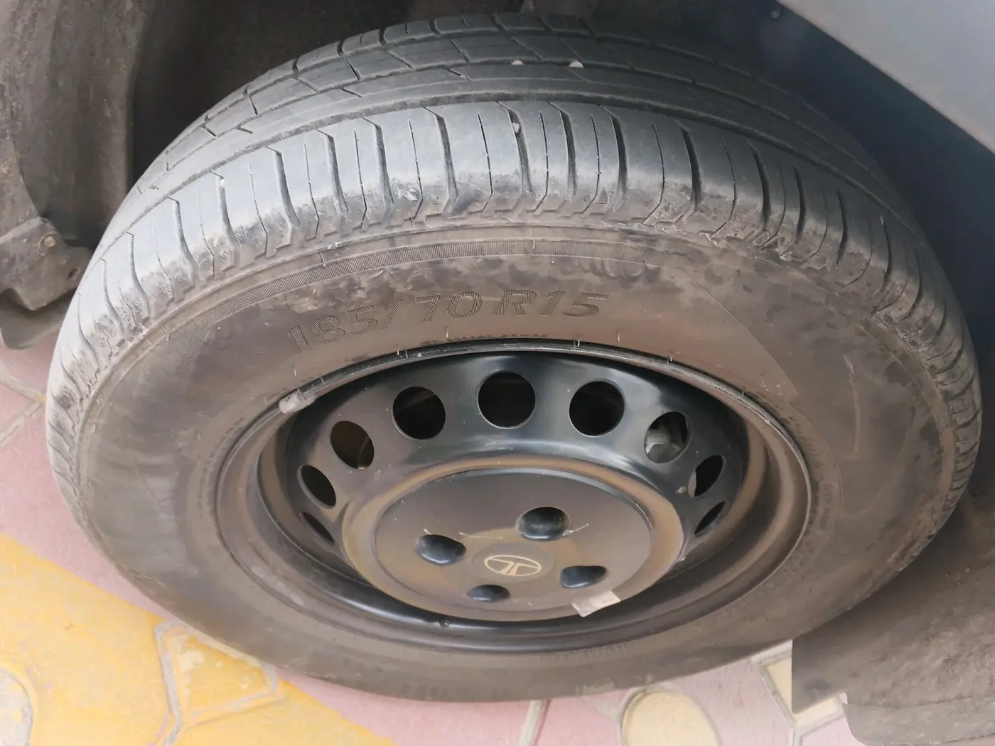 2024 Tata PUNCH PURE MT, Petrol, Manual, 3,160 km, tyre