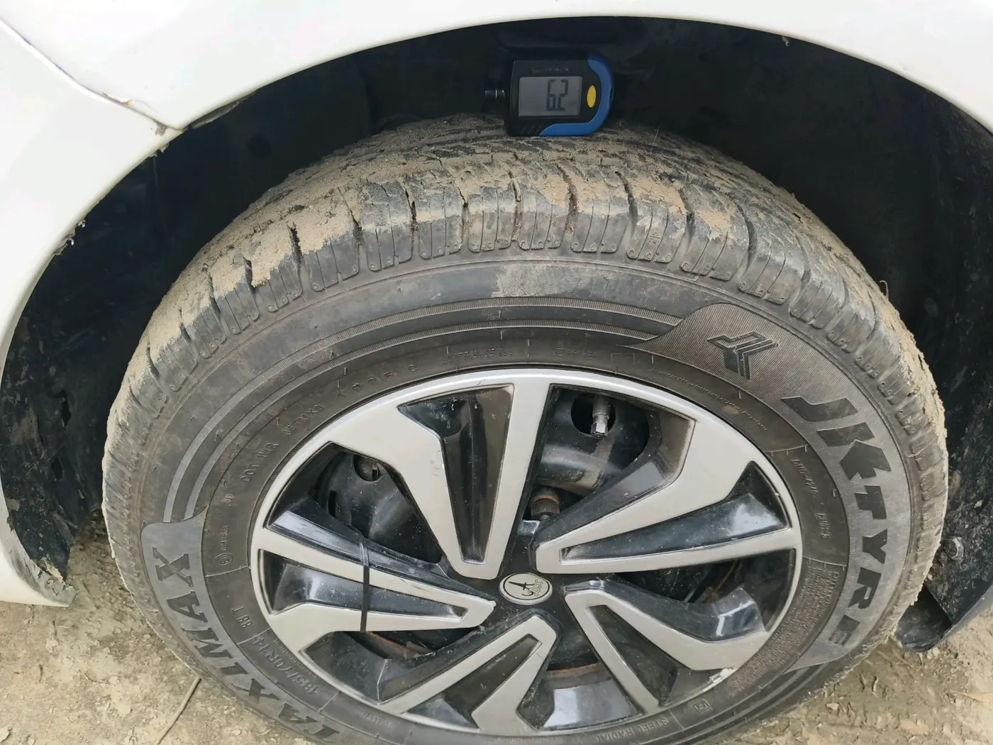2012 Nissan Sunny XL DIESEL, Diesel, Manual, 1,36,513 km, tyre