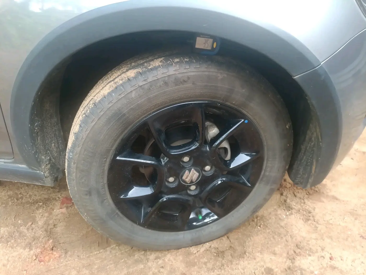 2024 Maruti IGNIS ZETA 1.2 AMT, Petrol, Automatic, 27,941 km, tyre