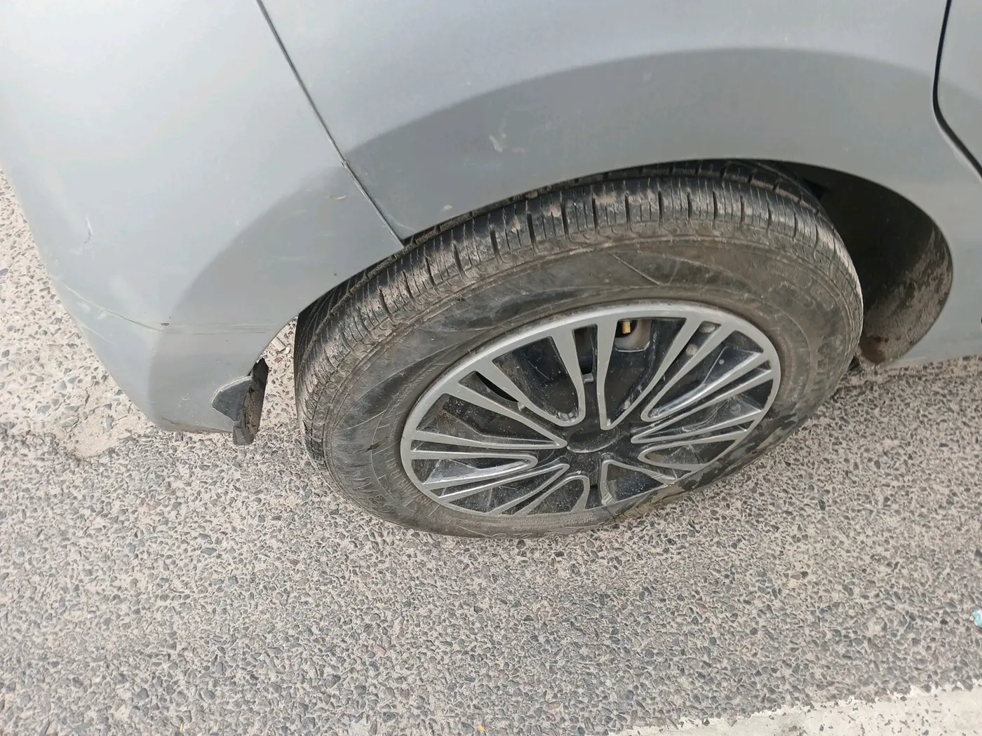 2019 Hyundai NEW SANTRO SPORTZ CNG, CNG, Manual, 76,040 km, tyre