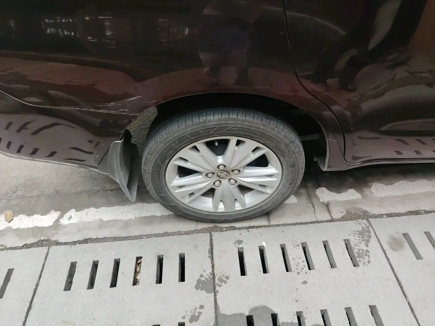 2018 Toyota Innova Crysta 2.8 ZX AT 7 STR, Diesel, Automatic, 69,257 km, tyre