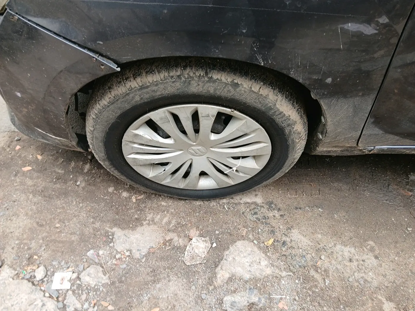 2013 Maruti Ertiga VDI, Diesel, Manual, 1,92,914 km, tyre