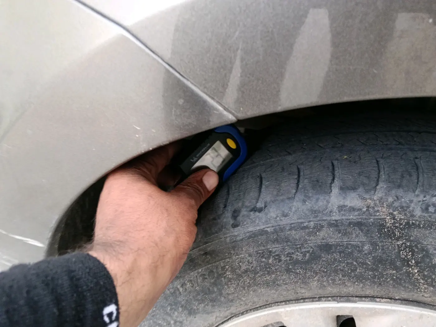 2019 Maruti Swift VXI, Petrol, Manual, 31,304 km, tyre