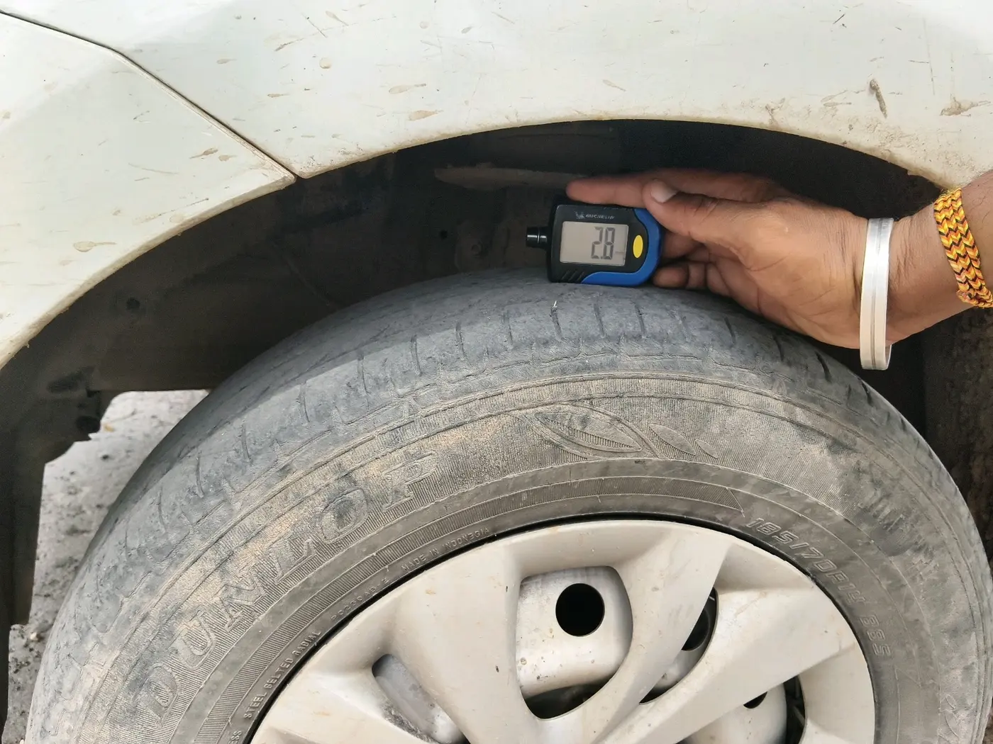 2019 Maruti Swift LXI, Petrol, Manual, 1,13,018 km, tyre