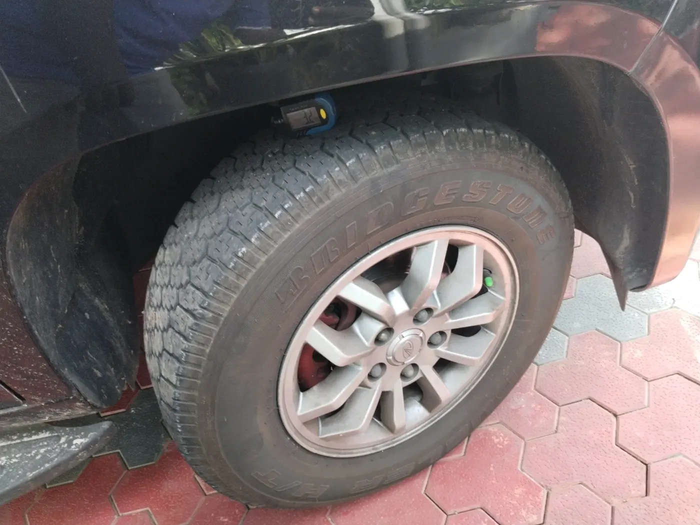2015 Mahindra TUV300 T8, Diesel, Manual, 78,938 km, tyre