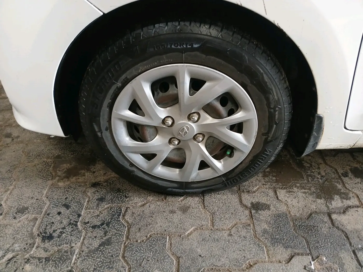2019 Hyundai Grand i10 SPORTZ 1.2 KAPPA VTVT, Petrol, Manual, 69,983 km, tyre